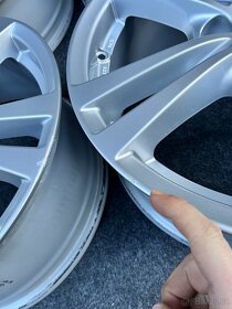 5x114,3 R17 original alu disky Hyundai - 10