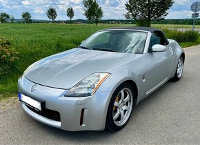 Nissan 350z roadster - 10