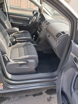 VW Touran 1.2 TSI Bluemotion ,7 míst - 10