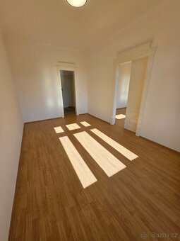 3+kk+balkon po rek.u metra Hradčanská, 90m2 BEZ PROVIZE - 10