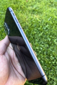 📱 iPhone 11 Black 64GB – top stav, nová baterie 🖤 - 10