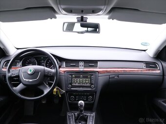 Škoda Superb 2,0 TDI 125kW CZ 4x4 Exclusive (2011) - 10