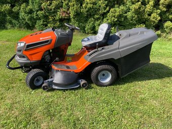 Zahradní traktor Husqvarna TC 142 - 10