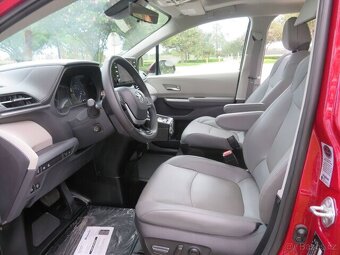 Toyota Sienna Limited  FWD 2022 - 10