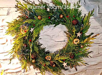 Ručně zdobené věnce - 10