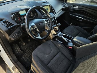 Ford Kuga 2.0TDCi 110KW manuál STK 11/2027 Navi 4WD / AWD / - 10