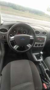 Ford Focus 1.6 74kW - 10