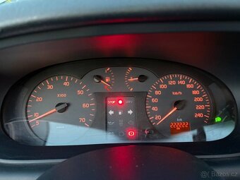 Renault Megane, 1,4-16V-70KW- 2 x Kola - 10