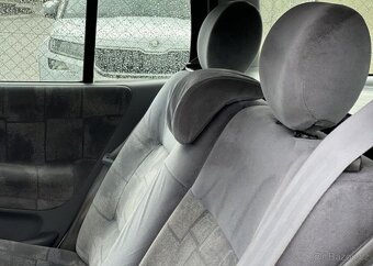 Renault Mégane 1.4i 16v KLIMA DVĚ SADY KOL manuál 70 kw - 10