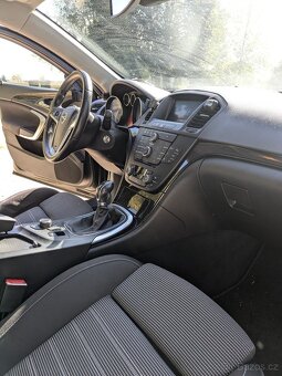 Opel Insignia - 10