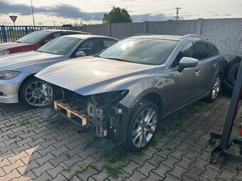 MAZDA 6 SKYACTIV 2.5 141kW LPG 2014 - 10