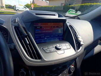 Ford Kuga 1.5 Ecoboost (benzín) - 10