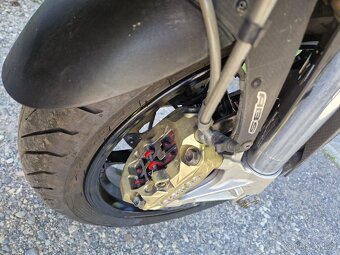 Aprilia Caponord 1200 - 10