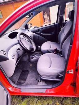 Prodám Toyota Yaris, 1.0, r.v.1999 - 10