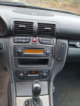 prodám Mercedes Benz W203 C 270CDI automat, tažné zařízení. - 10