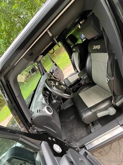 Jeep Wrangler sahara 3.8 - 10