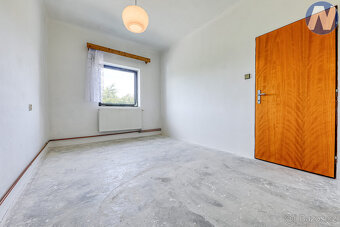 Rodinný dům u lesa v obci Dubenec – oáza klidu kousek od Pra - 10