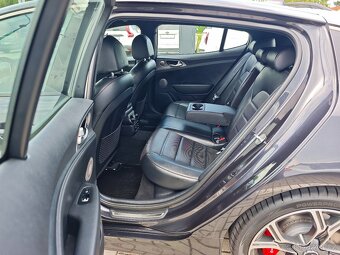 Stinger 4x4 GT V6 3.3T-GDI 8AT 269kW - 10