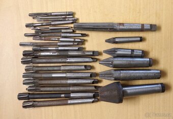 Nářadí k soustruhu - 10