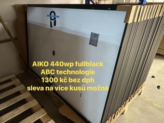 Zbytky solárních panelů po realizacích Leapton, AIKO, topco - 10