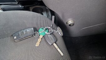 Ford Focus C-Max 2009 1,8 b - 10