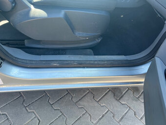 Prodám Ford Galaxy - 10