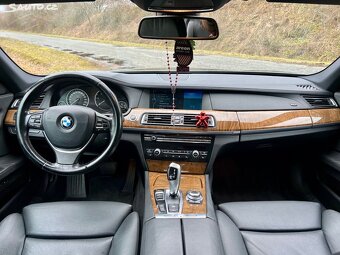 BMW Řada 7,F01 F02 LONG 3.0d 180kW. - 10