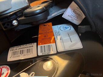 Autosedačka vajíčko Britax Römer BABY SAFE PLUS SHR II - 10