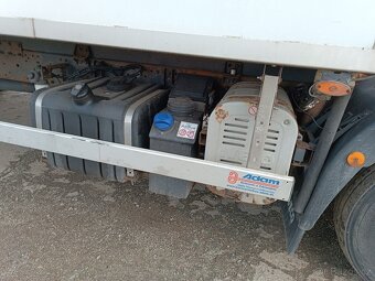 Iveco ML120E25/P 6válec,Skříň izotherm+chlazení Mitsubishi - 10