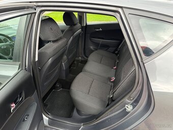 I 30 1.4i 80 kw 100800 km původ ČR - 10
