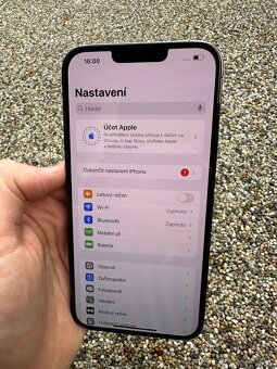 iPhone 13 pro MAX - baterie 100% - 10