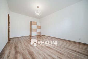 Prodej bytu v osobním vlastnictví 2+1 o výměře 54 m2 ve Frý - 10