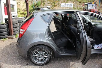 Hyundai i30 - 10
