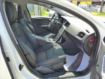 Volvo V60 1,6 D DIGI AC, SERVIS, 1.MAJ - 10