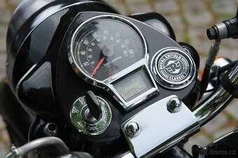 Royal Enfield Classic 350 - HALCYON BLACK - 10