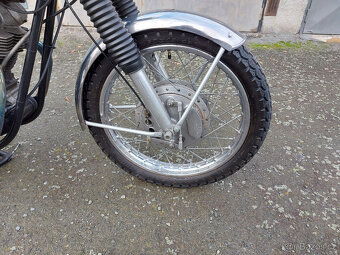 Norton Comando 750 - 10