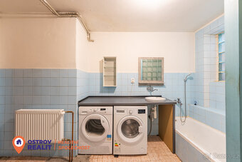 Prodej, rodinný dům, 311m2, 679 m2, Hluk - 10