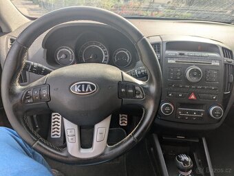 Kia Ceed SW RV 2010 - 10