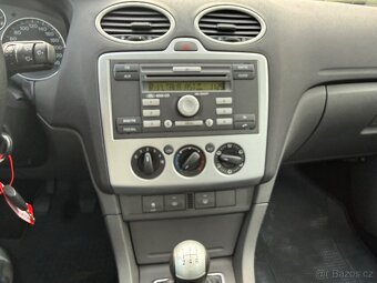 Ford Focus kombi 1,6Tdci 66kW r.v.2006 Serviska - 10