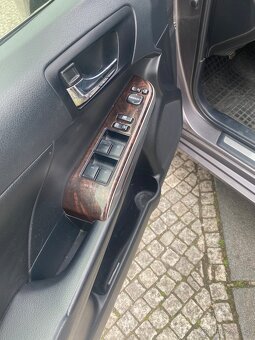 Camry - 10