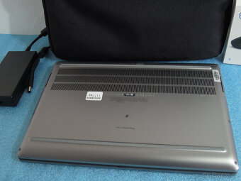 Dell Precision 7560 8.Jádro Core i7-11850 RTX4000 64GB 2TB - 10