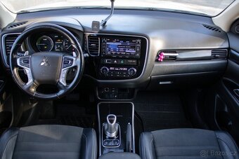Mitsubishi Outlander PHEV Plugin Hybrid / AJ NA SPLÁTKY / - 10