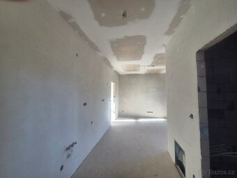 Bytový dům 6 bytu 3 garáže Ostrava - 10