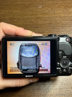 Sony cybershot DSC-HX9V - 10