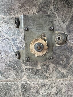 díly na automobil Wartburg - 10