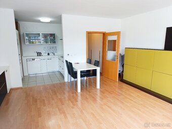Prodej bytu 1+kk 50 m², Praha - Libeň - 10