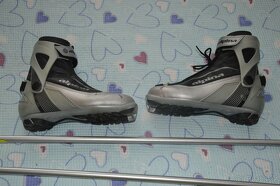 běžky se šupinami 140 cm hůlky boty NNN Alpina 36 - 10