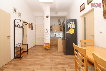 Prodej bytu 3+kk, 89 m², Hradec Králové, ul. Resslova - 10