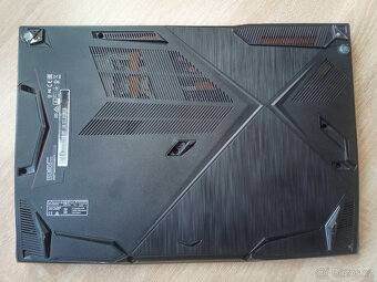MSI GF63 Thin 9SC (15,6" FullHD, i7-9750H, 32GB RAM, Nvidia - 10