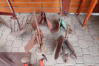 vari - vyorávače, hrobk. radličky, smyk, nastavovací těleso - 10